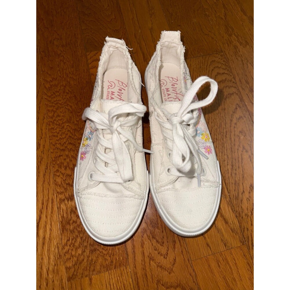 Blowfish Malibu White Floral Embroidered Sneakers Women’s Size 5 Distressed - Picture 3 of 6